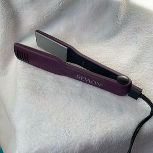 Revlon Straightener